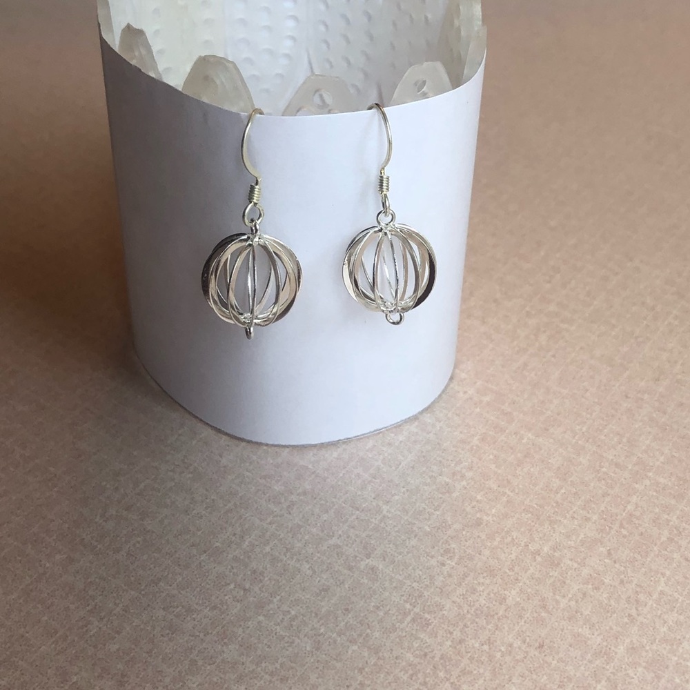 Sphere earrings